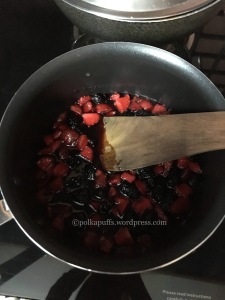 3 ingredient strawberry jam 3 Ingredient mixed berries jam Homemade strawberry jam recipe Polkapuffs recipe No pectin strawberry jam recipe No pectin jam recipe Mulberry jam recipe How to make jam at home without pectin